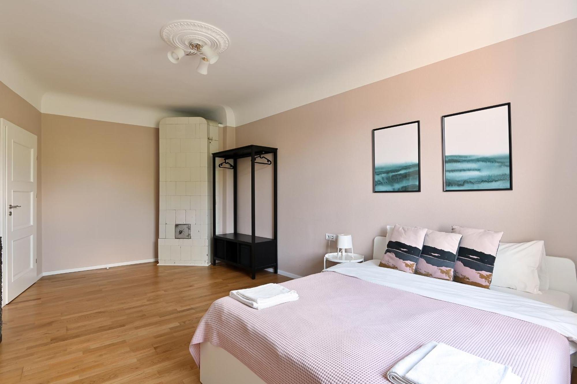 Apartament Families & Groups - 4 Bedrooms - Spacious 110m2 - Perfect Location