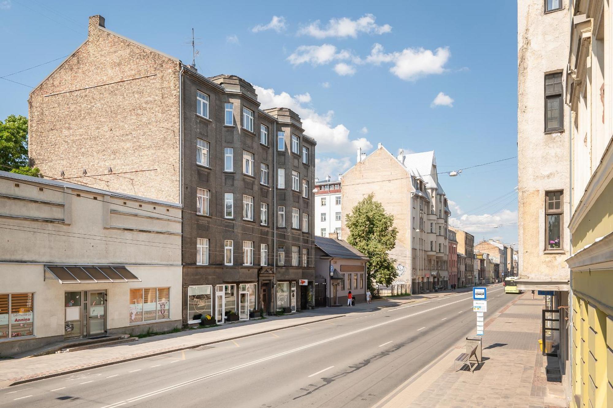 Apartment Families & Groups - 4 Bedrooms - Spacious 110m2 - Perfect Location